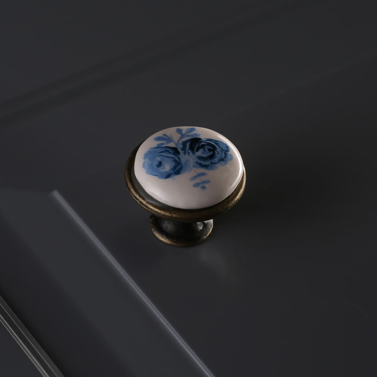 Ручка мебельная керамика кнопка GP-0728-J4-A (синяя роза) старое золото GTV 14094 Ручка мебельная керамика кнопка GP-0728-J4-A (синяя роза) старое золото - фото 5