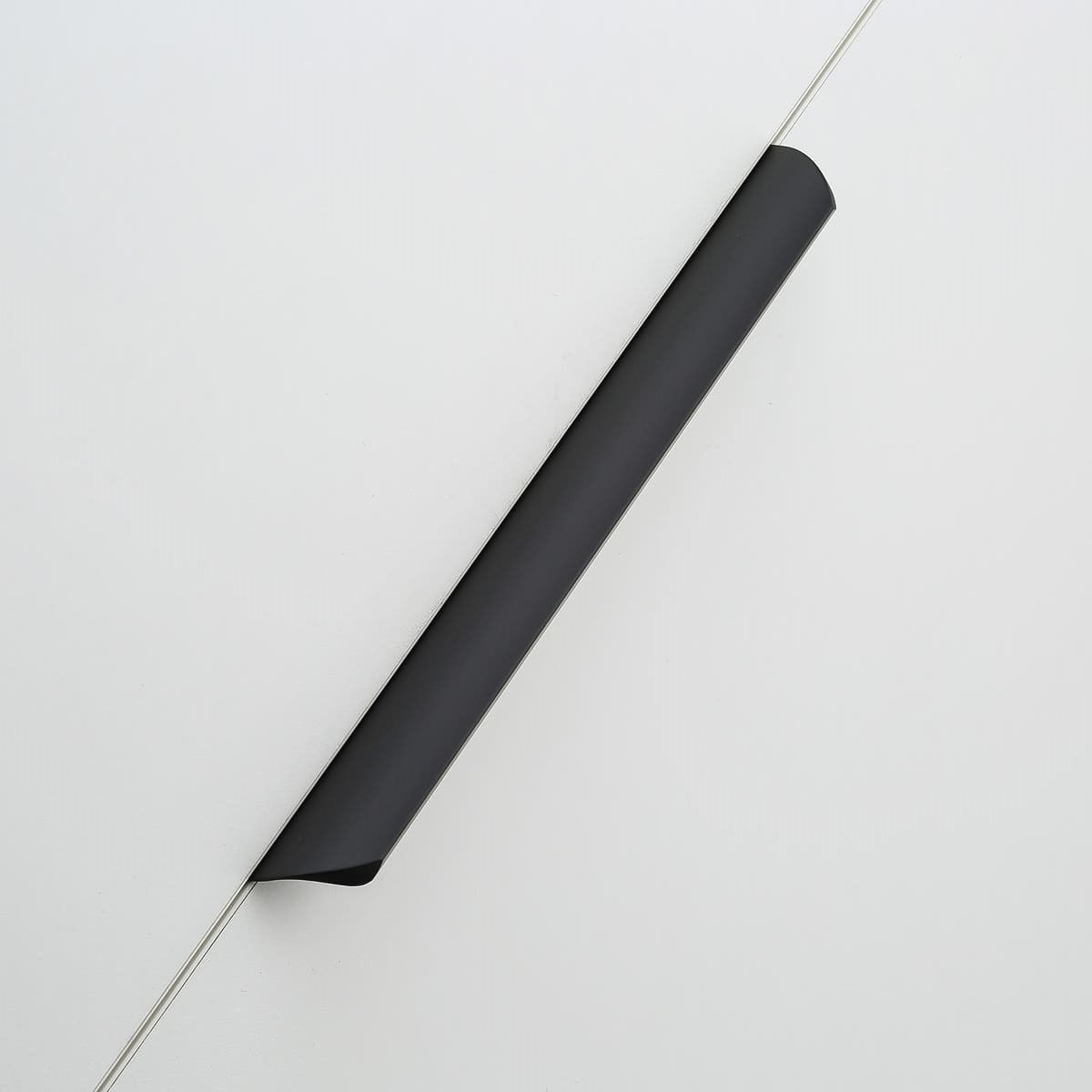 Ручка мебельная алюминиевая HEXA 192мм/225мм, черный матовый GTV UA-HEXA-192-20M 19848 Ручка мебельная алюминиевая HEXA 192мм/225мм, черный матовый - фото 6