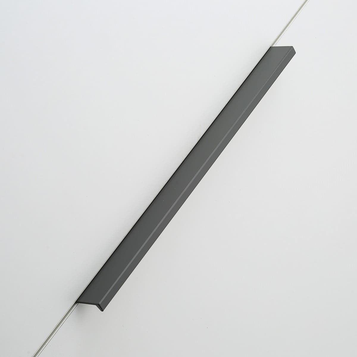 Ручка мебельная алюминиевая HEXI 256мм/290мм, антрацит GTV UA-HEXI-256-60 19530 Ручка мебельная алюминиевая HEXI 256мм/290мм, антрацит - фото 6