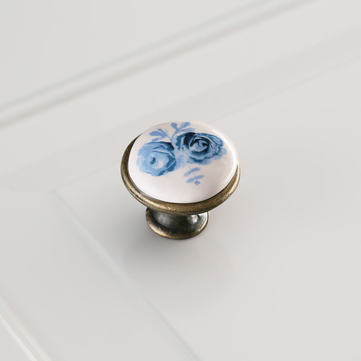 Ручка мебельная керамика кнопка GP-0728-J4-A (синяя роза) старое золото GTV 14094 Ручка мебельная керамика кнопка GP-0728-J4-A (синяя роза) старое золото - фото 4